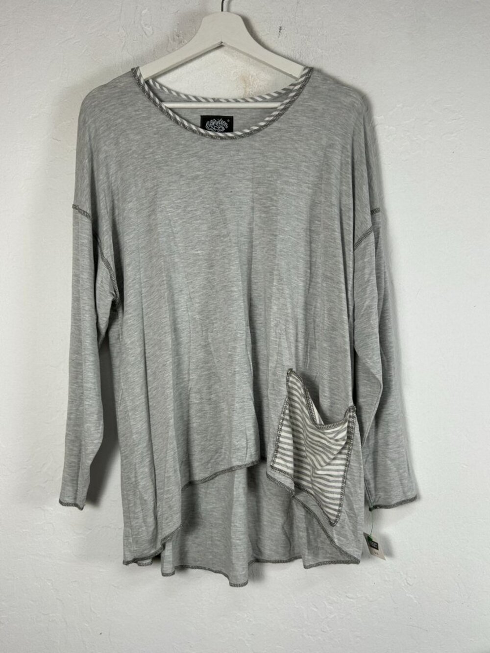 Cameleon Womens Grey Long Sleeve Tunic Top Striped Pocket High Low One Size NWOT